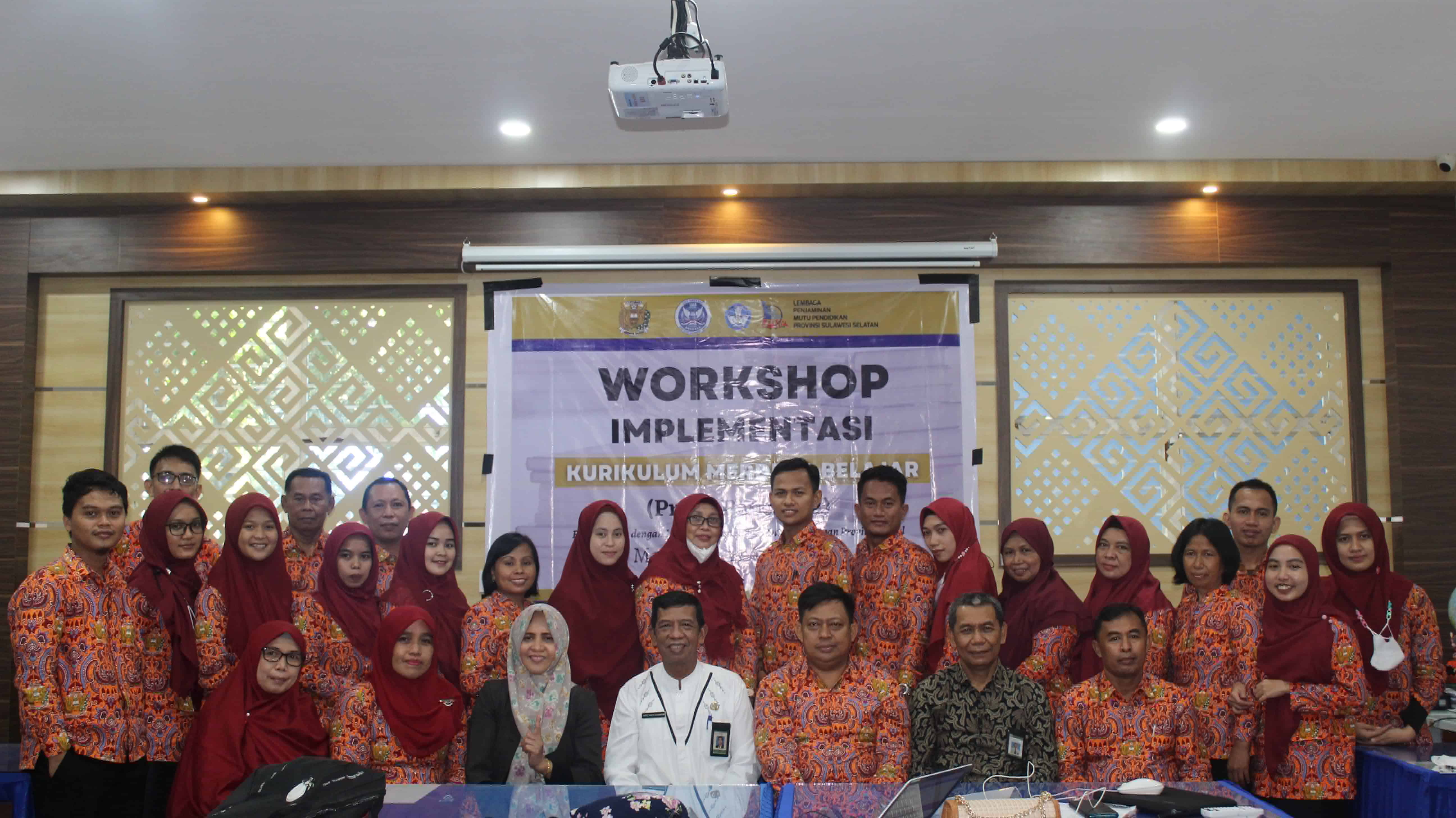 Foto_Bersama_Workshop_min-compress1.jpg