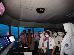Siswa Kelas 10 Berkunjung ke Kampus, Cari Tahu Prospek Kerja Alumni